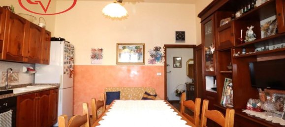 5 rooms House in Montevarchi, Italy No. 237730 9