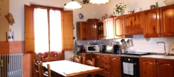 5 rooms House in Montevarchi, Italy No. 237730 7
