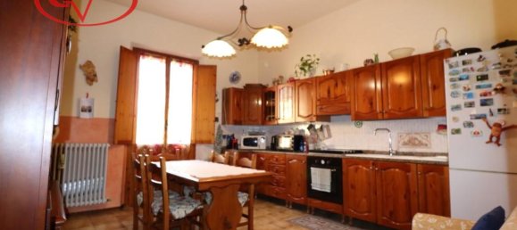 5 rooms House in Montevarchi, Italy No. 237730 6