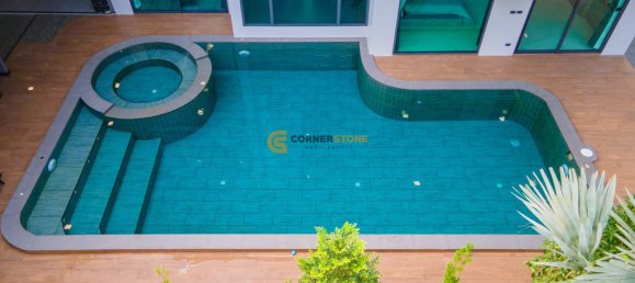 Haus in Pattaya, Thailand 1051m², Nr. 27415 2