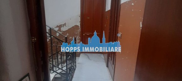 3 rooms Apartment in Palermo, Italy No. 59074 3