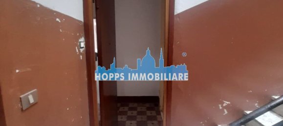 3 rooms Apartment in Palermo, Italy No. 59074 4