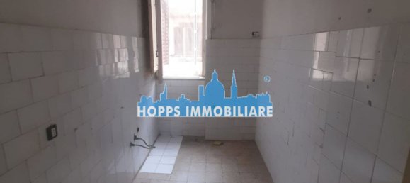 3 rooms Apartment in Palermo, Italy No. 59074 5