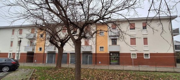 3 bedrooms Apartment in Medicina, Italy No. 105321 17