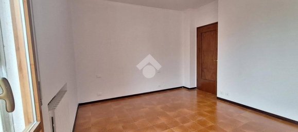 3 bedrooms Apartment in Medicina, Italy No. 105321 5