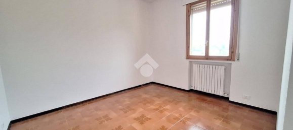 3 bedrooms Apartment in Medicina, Italy No. 105321 7