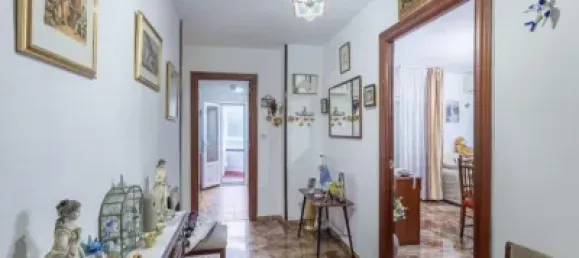 4 bedrooms Apartment in Granada, Spain No. 141519 3
