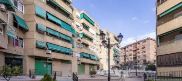 4 bedrooms Apartment in Granada, Spain No. 141519 25