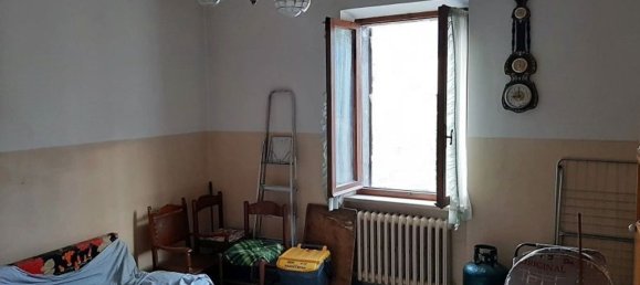 4 rooms Apartment in Orvieto, Italy No. 47359 5