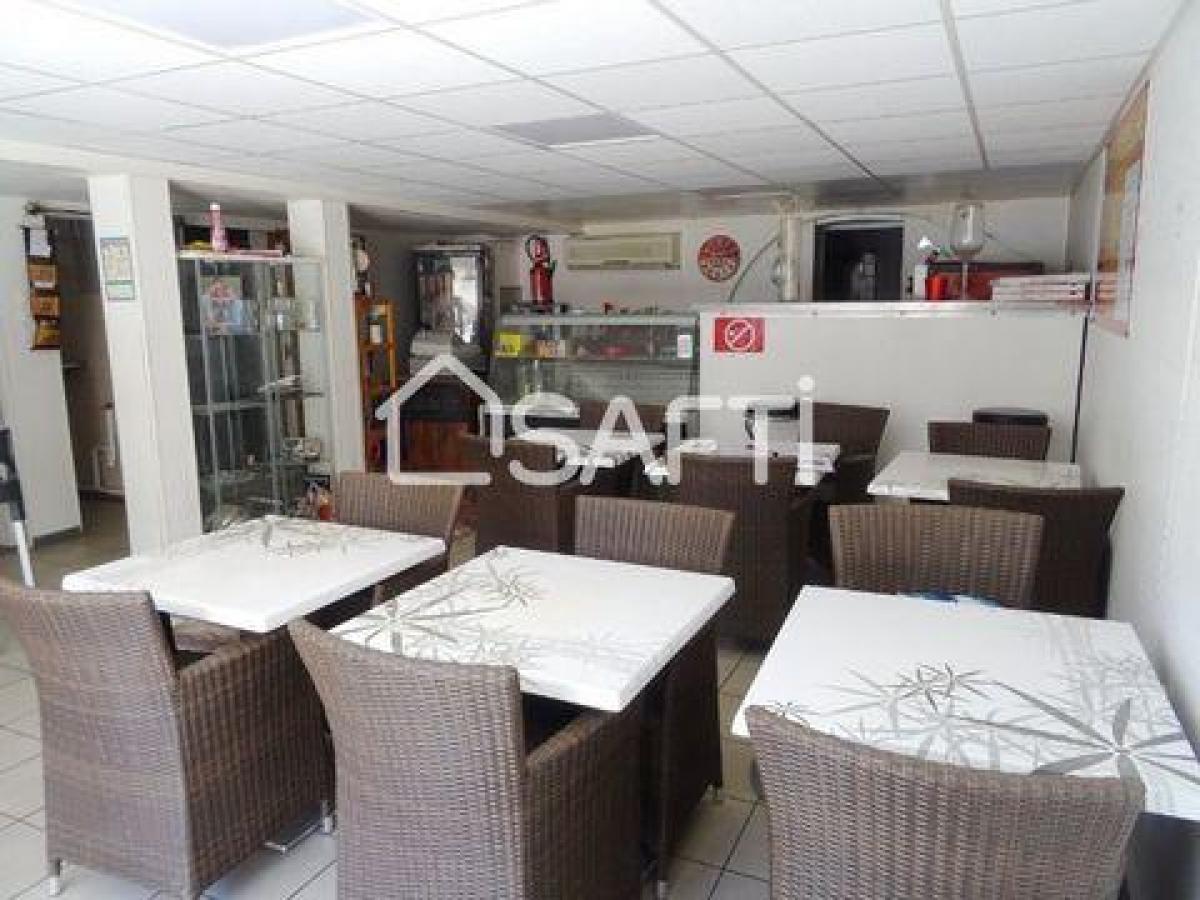 Oficina en Martigues, France 150 m² No. 17393