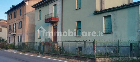 4 bedrooms House in Carezzano, Italy No. 293839 5