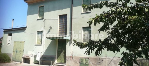 4 bedrooms House in Carezzano, Italy No. 293839 2