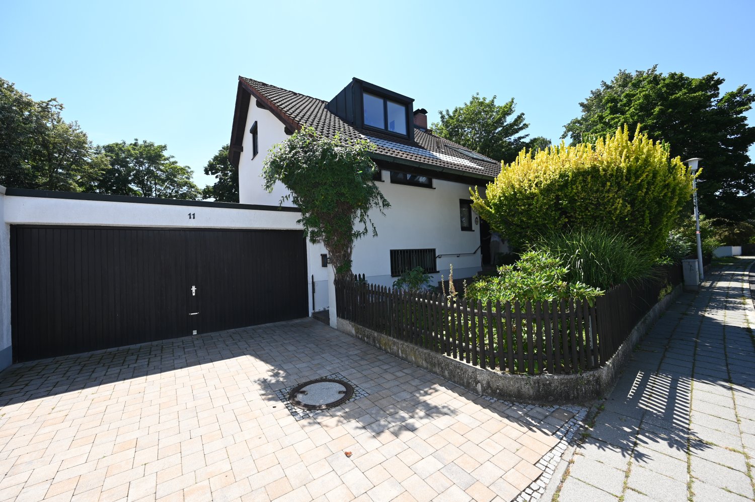 5 bedrooms Townhouse in Neustadt an der Waldnaab, Germany No. 169960