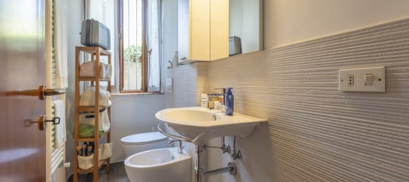 3 bedrooms Villa in Filottrano, Italy No. 311268 8