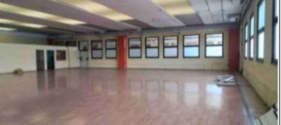 417m² Commercial property in Pregnana Milanese, Italy No. 295065 18