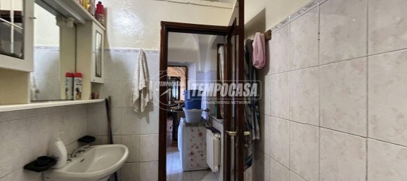 3 rooms Apartment in Chiari, Italy No. 204664 9
