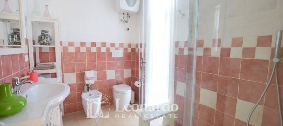 6 rooms House in Camaiore, Italy No. 45496 47