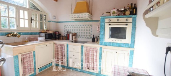 6 rooms House in Camaiore, Italy No. 45496 10