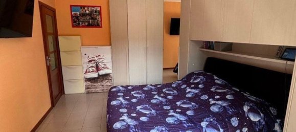 Apartamento de 3 habitaciónes en Malnate, Italy No. 334195 20