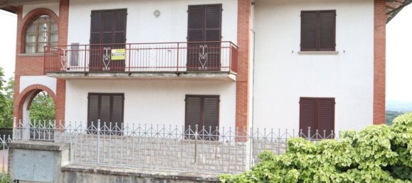 10-salle Villa à Lucignano, Italy No. 225173 3