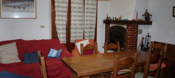 10-salle Villa à Lucignano, Italy No. 225173 2