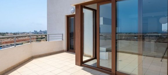 3 bedrooms Penthouse in La Zenia, Spain No. 177350 10