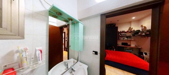 1 bedroom Apartment in Bologna, Italy No. 26610 31