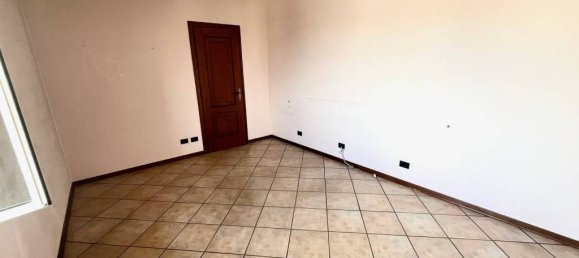 3-salle Maison à Villata, Italy No. 349522 8