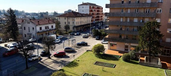 2 rooms Apartment in Udine, Italy No. 37532 10