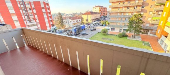 2 rooms Apartment in Udine, Italy No. 37532 7