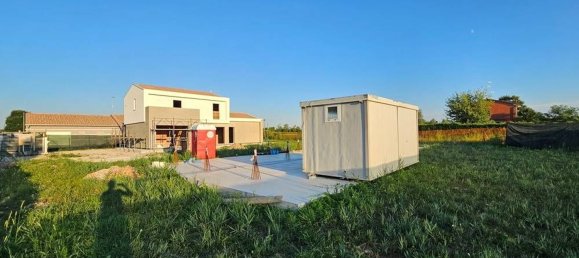 Земельный участок 850м² в Дзеро Бранко, Италия № 179362 4