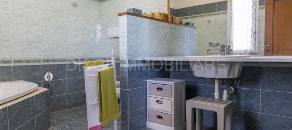 10 rooms Villa in Albenga, Italy No. 66419 24