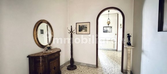 2 Schlafzimmer Wohnung in Naples, Italy, Nr. 342246 2