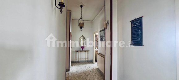 2 Schlafzimmer Wohnung in Naples, Italy, Nr. 342246 4