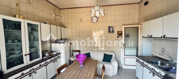 2 Schlafzimmer Wohnung in Naples, Italy, Nr. 342246 12