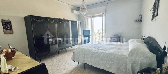 2 Schlafzimmer Wohnung in Naples, Italy, Nr. 342246 14