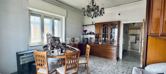 2 Schlafzimmer Wohnung in Naples, Italy, Nr. 342246 9