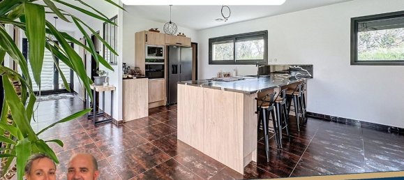 4 Schlafzimmer Villa in Senonches, France, Nr. 79008 6