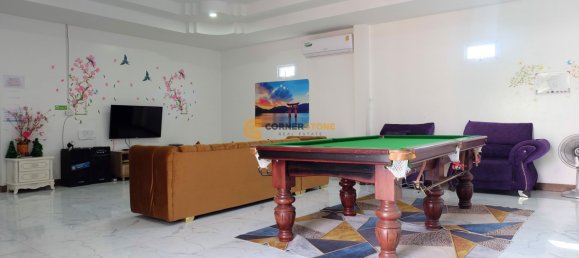 250m² House in Bang Lamung, Thailand No. 27051 10