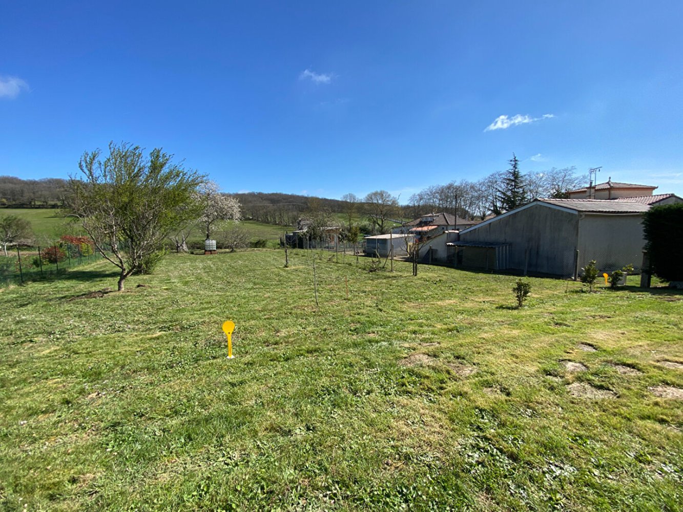  Land in Bragayrac, France No. 111459