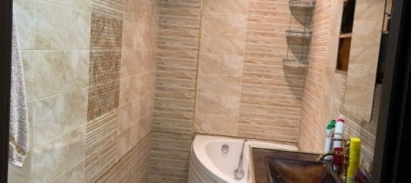 4 bedrooms Apartment in Baku, Azerbaijan No. 306 13