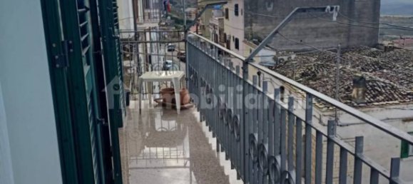 Квартира с 2 спальнями в Минервино Мурдже, Италия № 296087 13