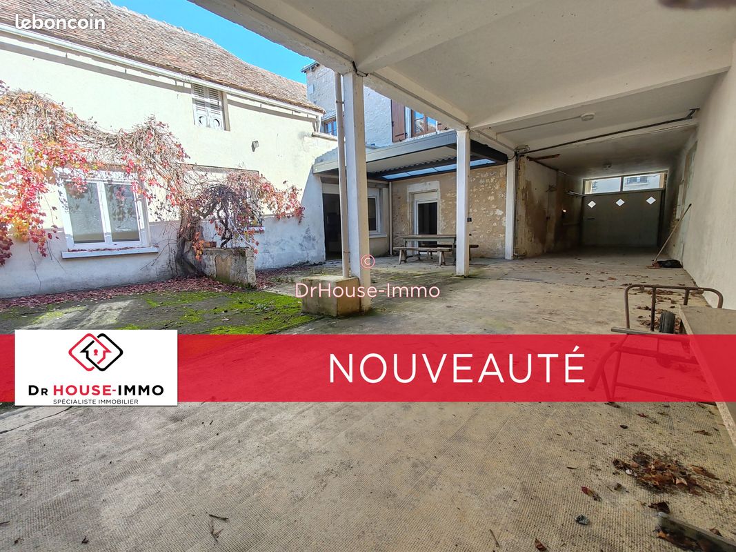 4 Schlafzimmer Haus in Tournon-Saint-Martin, France, Nr. 53074