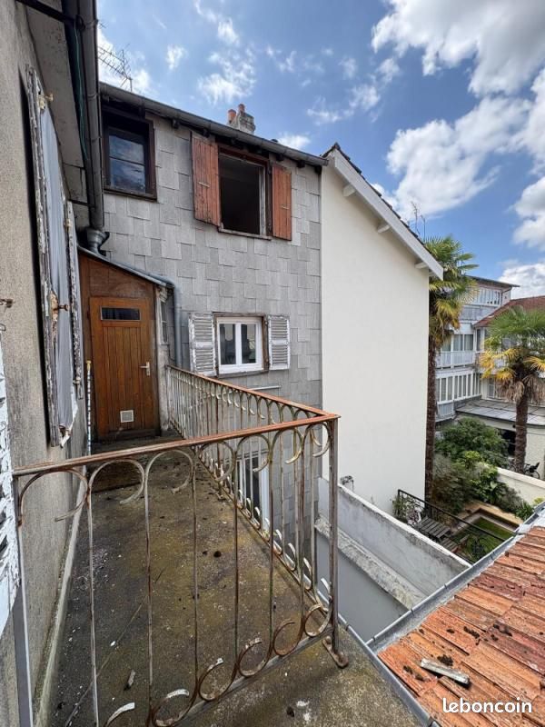 12 bedrooms Apartment in Pau, France No. 299007