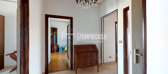 5 rooms Parking in Turin, Italy No. 266243 42