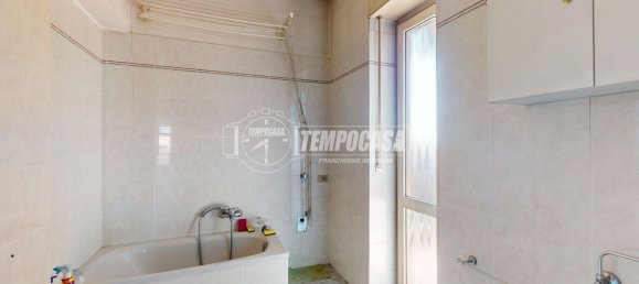 5 rooms Parking in Turin, Italy No. 266243 22