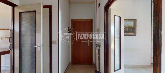 5 rooms Parking in Turin, Italy No. 266243 43