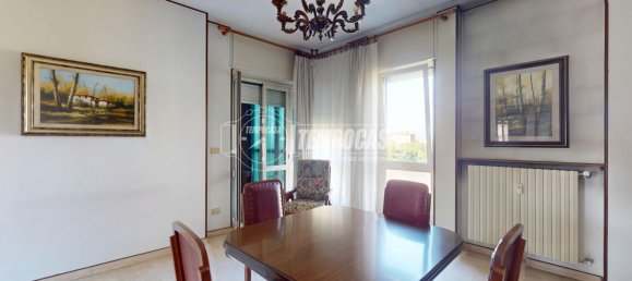 5 rooms Parking in Turin, Italy No. 266243 10