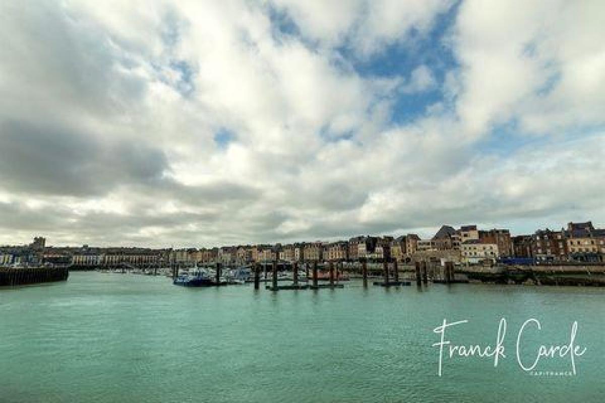 Estudio en el condominio en Dieppe, France No. 35615