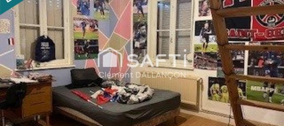 3 bedrooms Building in Saint-Quentin, France No. 50632 6